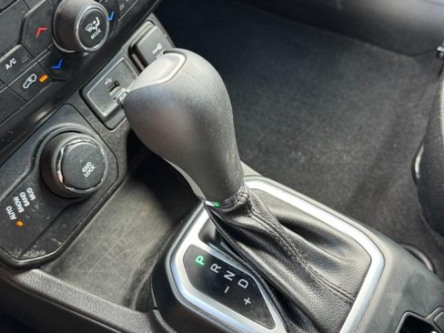 Used 2020 Jeep Renegade Latitude image 19