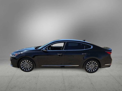 Used 2019 Kia Cadenza Premium image 5