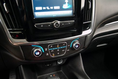 Used 2018 Chevrolet Traverse LT image 30