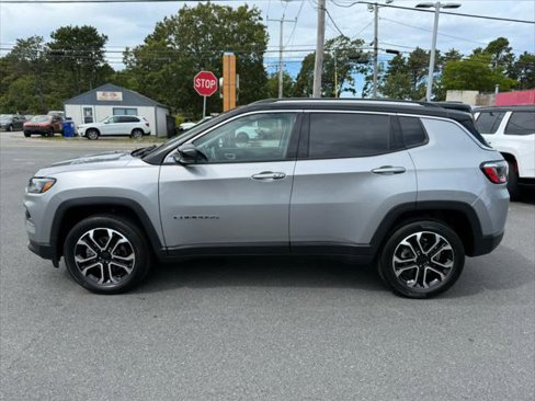 Certified 2022 Jeep Compass Limited image 5