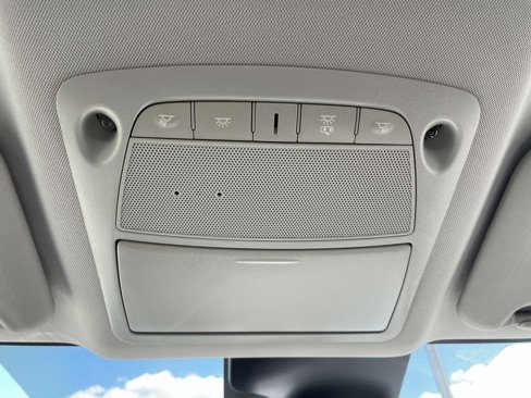 Used 2022 Nissan Rogue Sport SV w/ Technology Package image 31