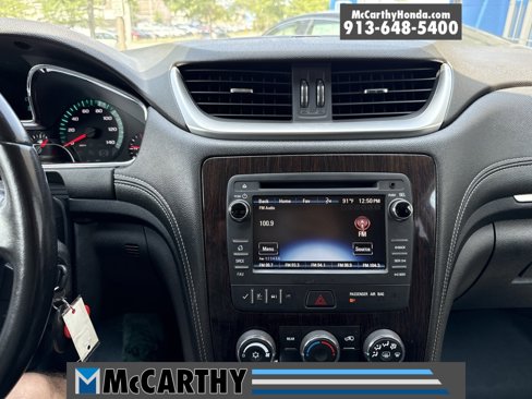 Used 2015 Chevrolet Traverse LT w/ Style and Technology Package image 25