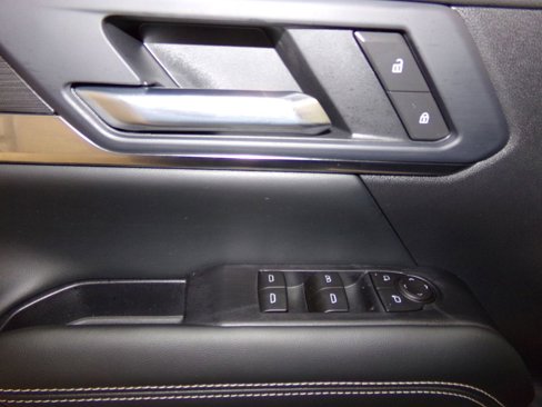 New 2026 GMC Terrain Elevation w/ LPO, Floor Liner Package image 14