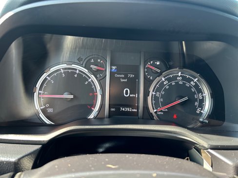 Used 2022 Toyota 4Runner TRD Off-Road Premium image 27