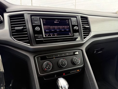 Used 2019 Volkswagen Atlas S w/ Towing Package image 15