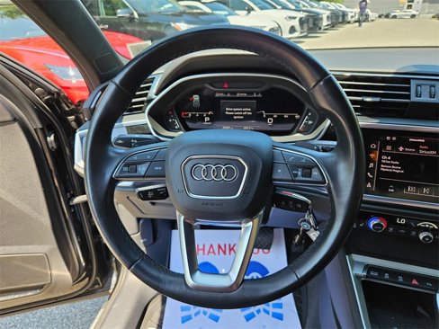 Used 2022 Audi Q3 2.0T Premium Plus image 10