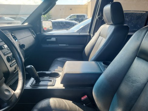 Used 2007 Ford Expedition EL XLT image 8