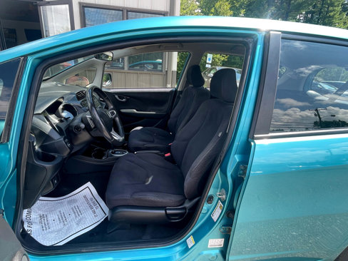 Used 2013 Honda Fit Sport image 11