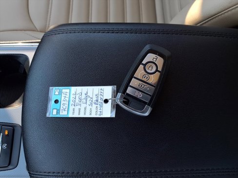 Used 2022 Ford Edge SEL w/ Convenience Package image 14