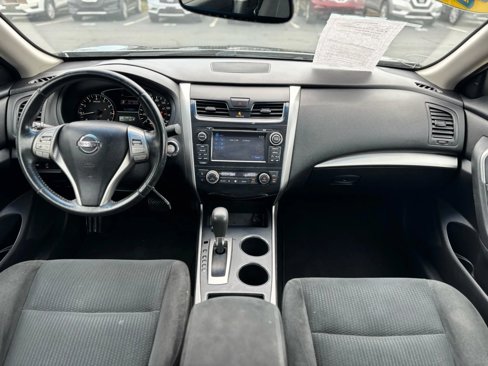 Used 2015 Nissan Altima 2.5 SV w/ Convenience Package image 7