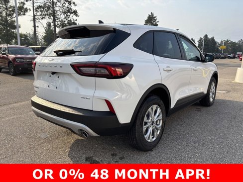 New 2025 Ford Escape Active image 3