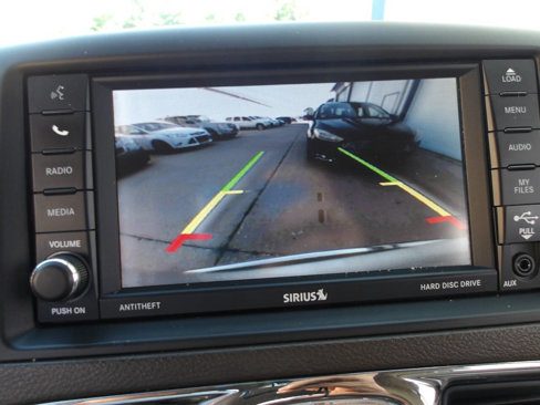 Used 2014 Chrysler Town & Country Touring w/ Driver Convenience Group image 39