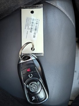 Used 2019 Buick Enclave Essence image 24