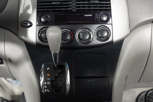 Used 2008 Toyota Sienna LE image 36