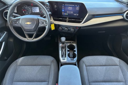 Used 2024 Chevrolet Trax LS w/ Driver Confidence Package image 18