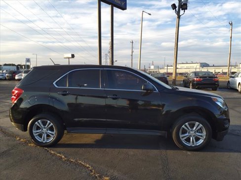 Used 2017 Chevrolet Equinox LS image 5