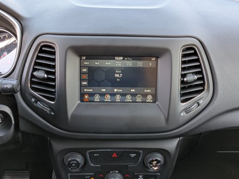 Used 2021 Jeep Compass Latitude w/ Convenience Group image 25