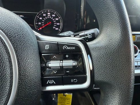 Used 2021 Kia Sorento LX image 26