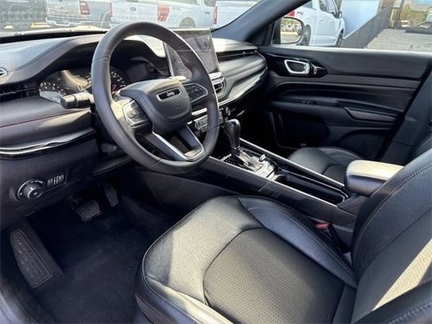 Used 2023 Jeep Compass Trailhawk image 24