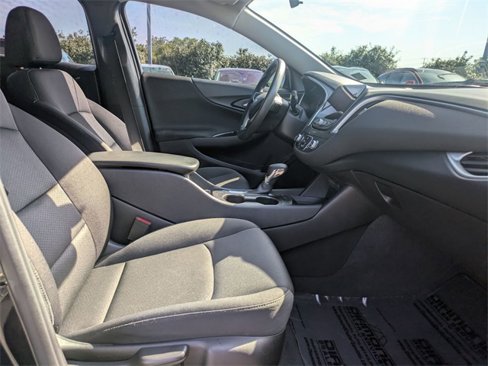 Used 2023 Chevrolet Malibu LS image 20