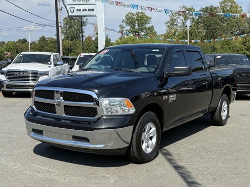 Used 2019 RAM 1500 Classic SLT image 8