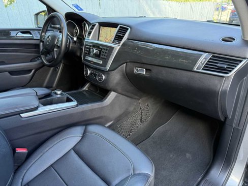 Used 2015 Mercedes-Benz ML 350 4MATIC image 11