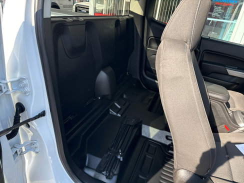 Used 2020 Chevrolet Colorado LT w/ Safety Package image 25