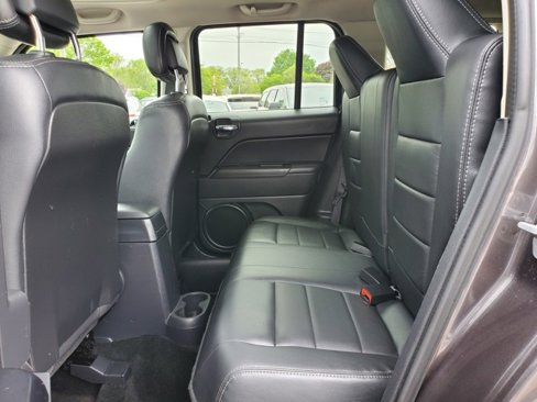 Certified 2016 Jeep Patriot High Altitude image 23