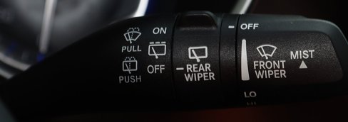 Used 2023 Chrysler Voyager LX image 17