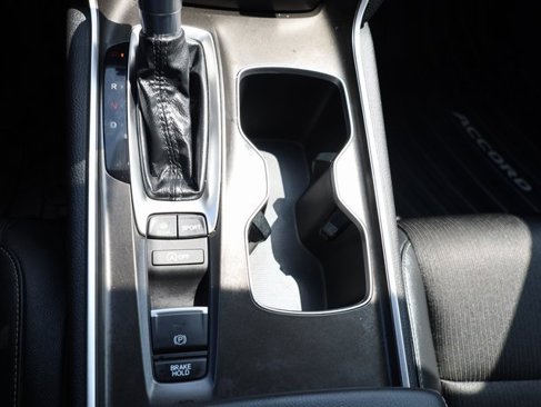 Used 2022 Honda Accord Sport image 18
