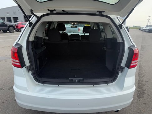 Used 2017 Dodge Journey SE image 35