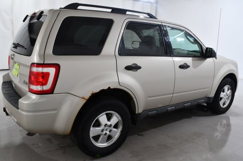 Used 2012 Ford Escape XLT w/ Class II Trailer Tow Pkg image 11