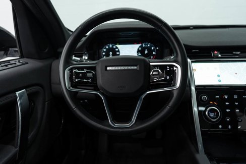Used 2022 Land Rover Discovery Sport SE image 16