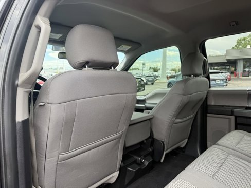 Used 2016 Ford F150 XLT w/ Equipment Group 302A Luxury image 20