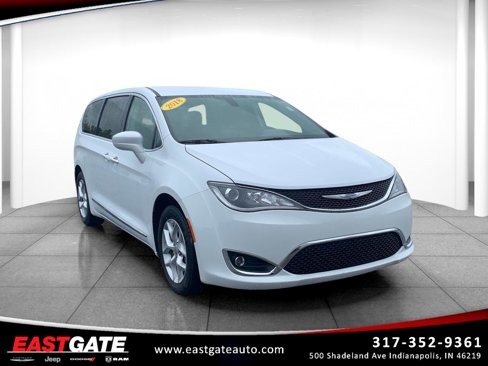 Used 2018 Chrysler Pacifica Touring Plus w/ Tire & Wheel Group image 1