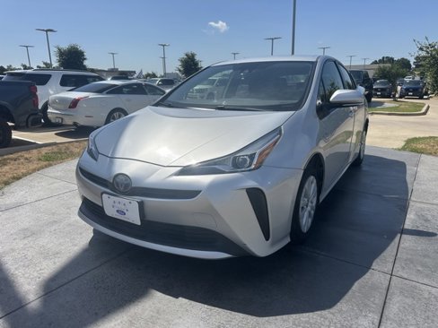 Used 2019 Toyota Prius L Eco image 3