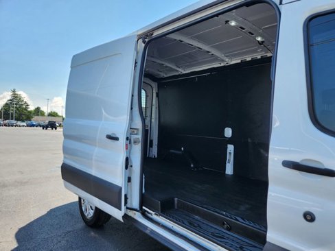 Used 2015 Ford Transit 250 148 Medium Roof w/ Interior Upgrade Package image 27