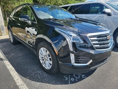 Used 2018 Cadillac XT5 FWD image 1