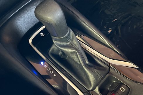 Used 2022 Toyota Corolla LE image 21