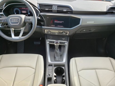 Used 2024 Audi Q3 2.0T Premium w/ Convenience Package image 12