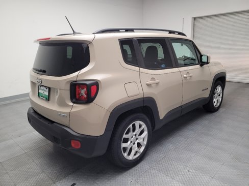 Used 2015 Jeep Renegade Latitude w/ Popular Equipment Group image 9