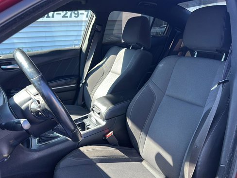 Used 2018 Dodge Charger GT image 11