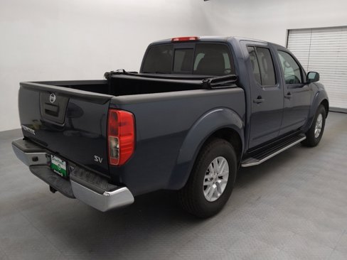 Used 2019 Nissan Frontier SV image 9