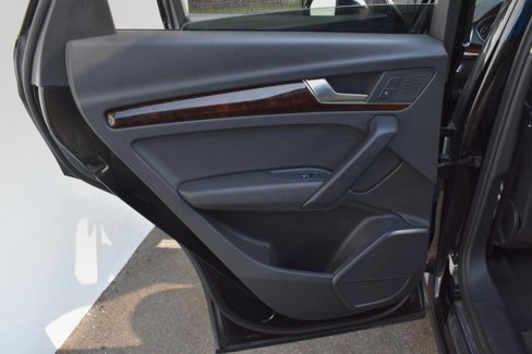 Used 2018 Audi Q5 2.0T Premium image 36