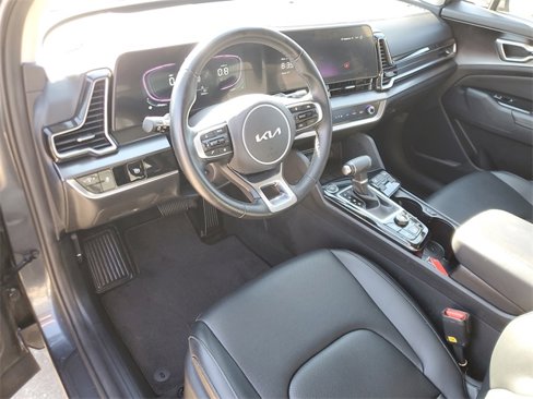 Used 2025 Kia Sportage EX image 15