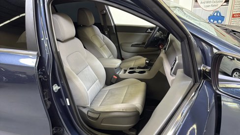 Used 2017 Kia Sportage LX image 14