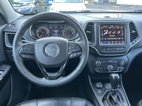 Used 2023 Jeep Cherokee Altitude Lux image 13