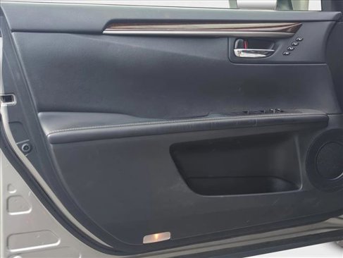Used 2015 Lexus ES 350 image 18