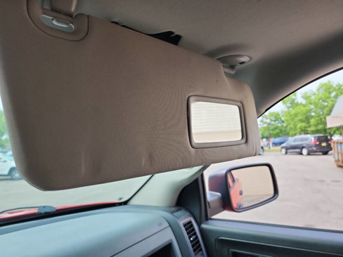 Used 2013 RAM 1500 Express image 27