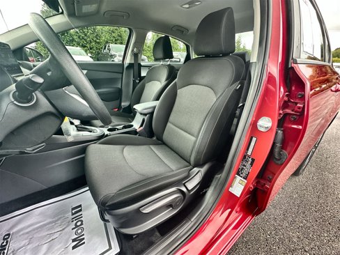 Used 2022 Kia Forte LXS image 17